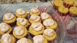 Pumpkin Spice Mini Cupcakes